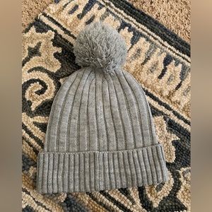 NWT ~ Michael Kors Pom Top Beanie Hat